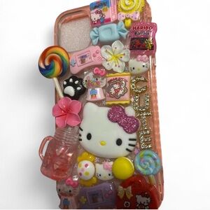 iPhone 11 hello kitty case